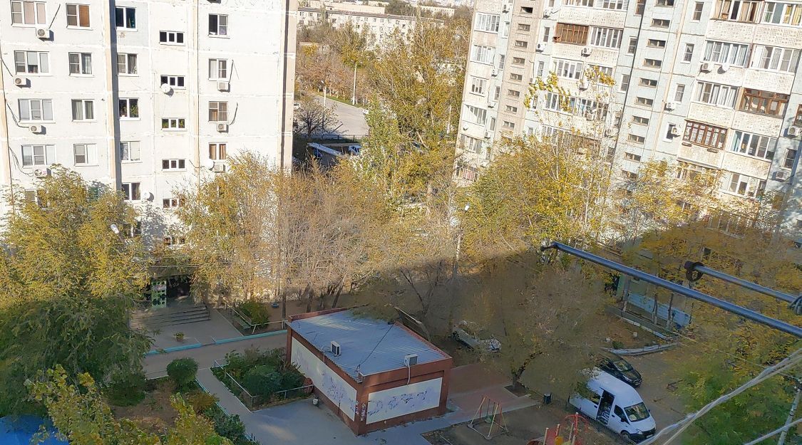 квартира г Астрахань р-н Советский ул Кубанская 19к/1 фото 1