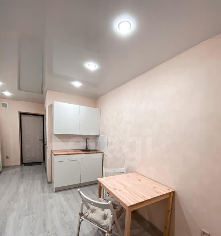 квартира г Красноярск ул Корнетова 10 фото 3
