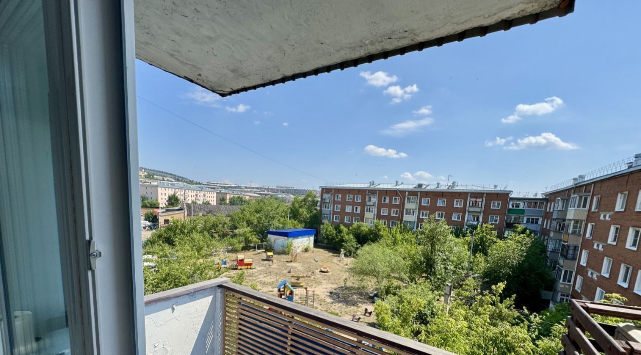квартира г Улан-Удэ р-н Железнодорожный ул Лимонова 10 фото 1