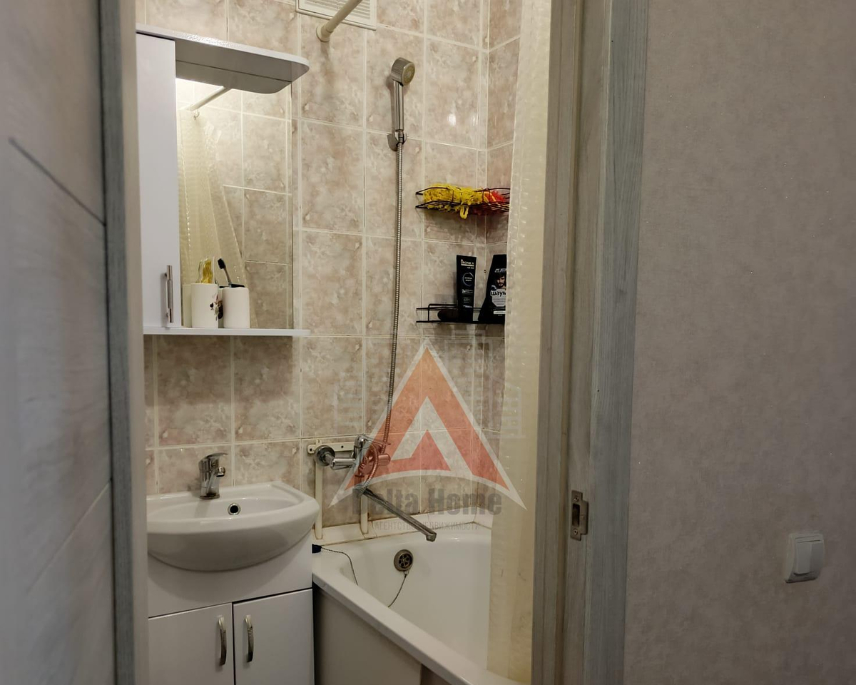 квартира г Астрахань ул Куликова 46/1 фото 12