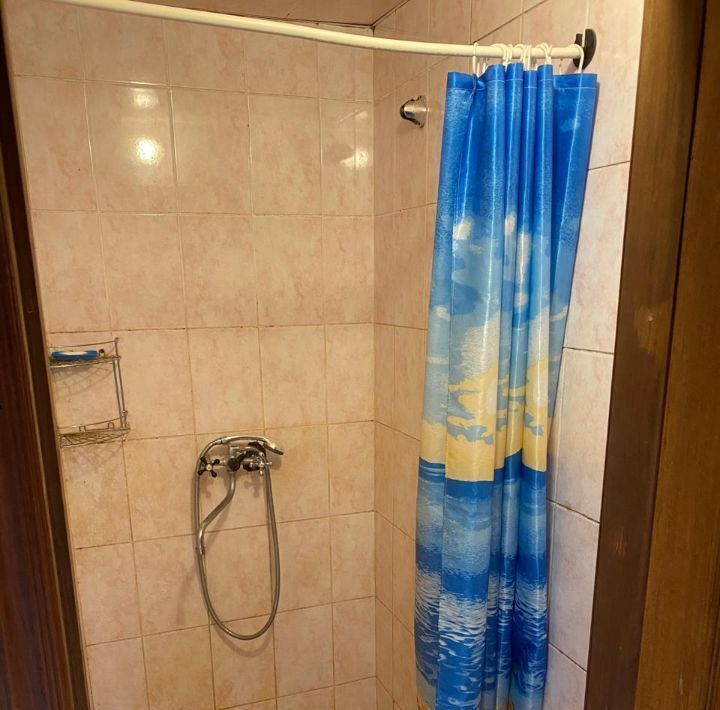 комната г Саратов р-н Ленинский ул им Космодемьянской З.А 26 фото 3