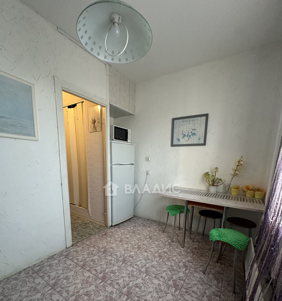 квартира г Волгоград ул Новоузенская 2 207-й м-н фото 3