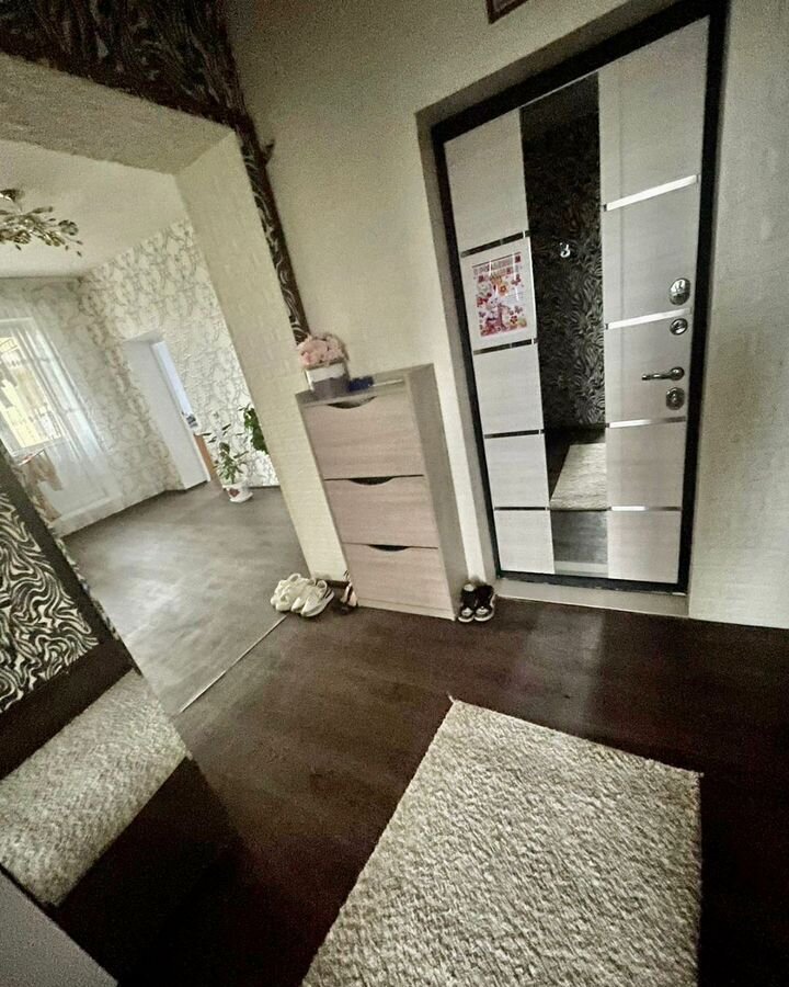 квартира г Пыть-Ях Железнодорожная ул., 7, Тюменская обл. фото 1