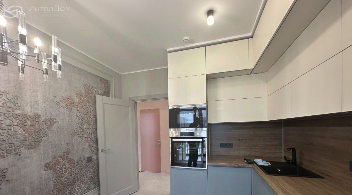 квартира г Красноярск р-н Советский ул Авиаторов 24 фото 3