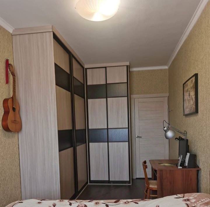квартира г Омск р-н Кировский ул Дианова 9к/1 фото 11