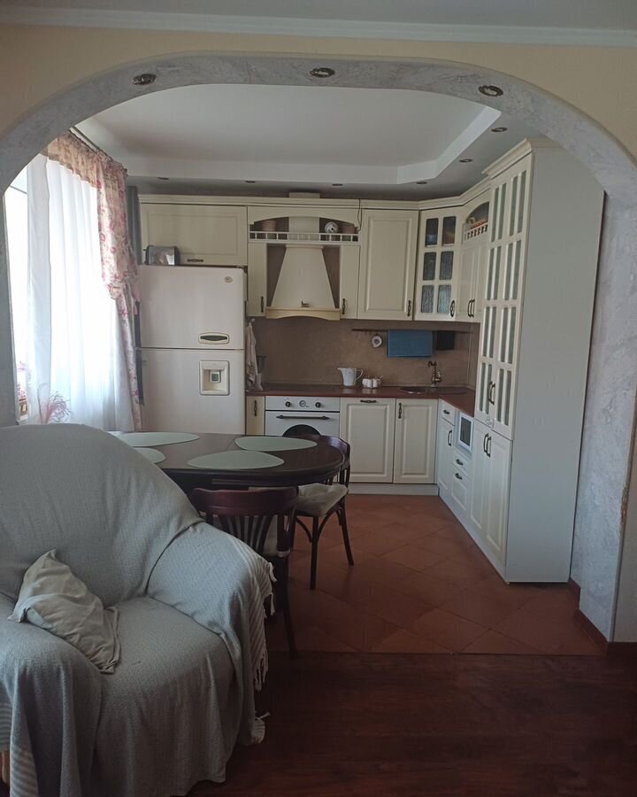 квартира г Великий Новгород Завокзальный ул Завокзальная 1к/1 фото 4