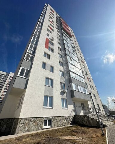 квартира р-н Ленинский ул 50 лет Октября 75 корп. 4 фото