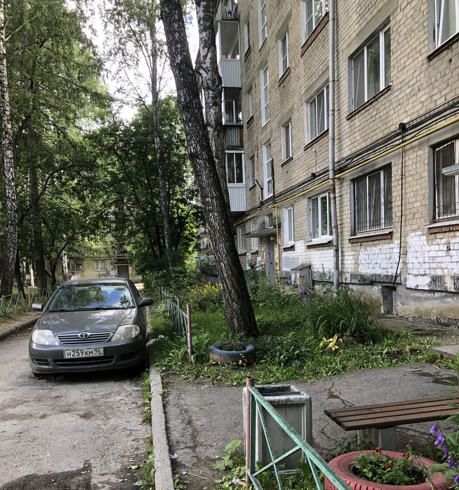 квартира г Екатеринбург р-н Кировский ВТУЗгородок ул Комсомольская 4б фото 2