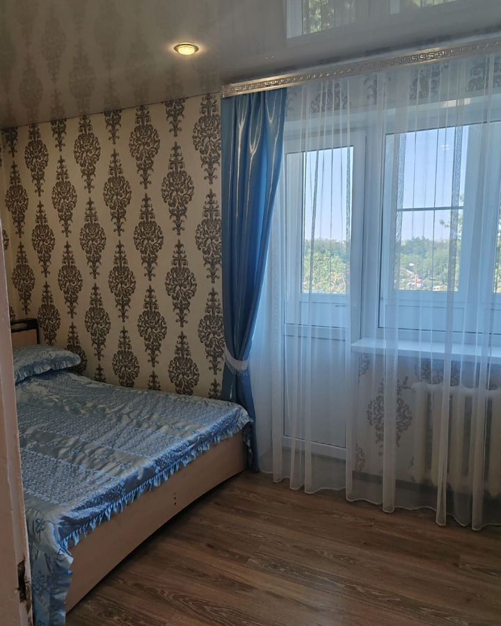 квартира г Новошахтинск ул Шишкина 11 фото 3
