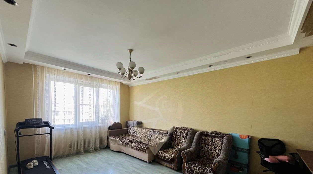 квартира г Старый Оскол мкр Королева 4 фото 3