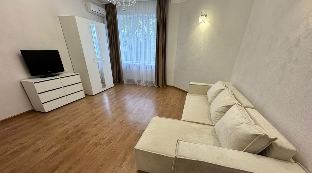квартира г Евпатория пр-кт им.В.И.Ленина 49 фото 1
