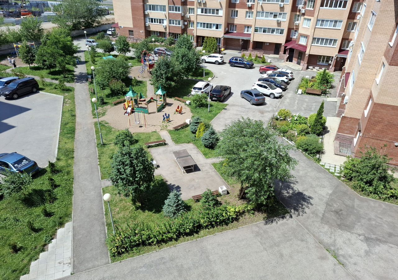 квартира г Тольятти р-н Автозаводский ул 40 лет Победы 19б фото 13