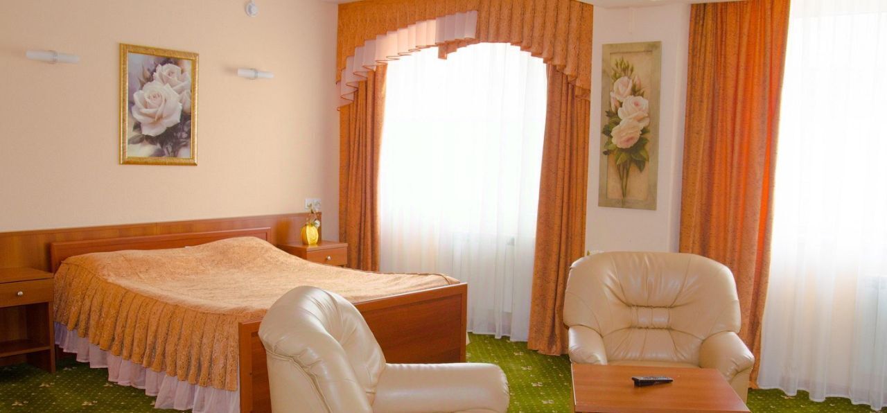 комната г Нижневартовск ул Кузоваткина 3с/7 фото 6