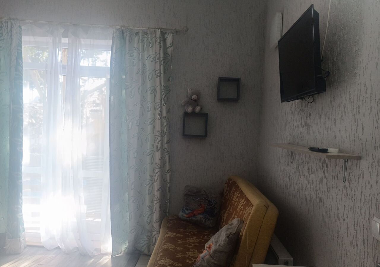 комната г Евпатория пгт Заозерное ул Октябрьская 6б фото 3