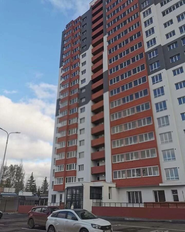 квартира г Тольятти р-н Автозаводский 5 квартал пр-кт Степана Разина 16в фото 1