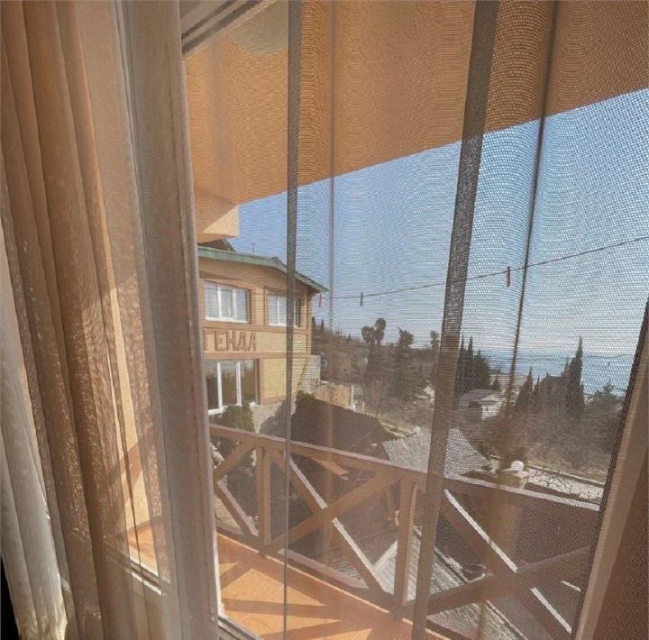 комната г Алушта с Малореченское ул Алексея Дижа 10а фото 4