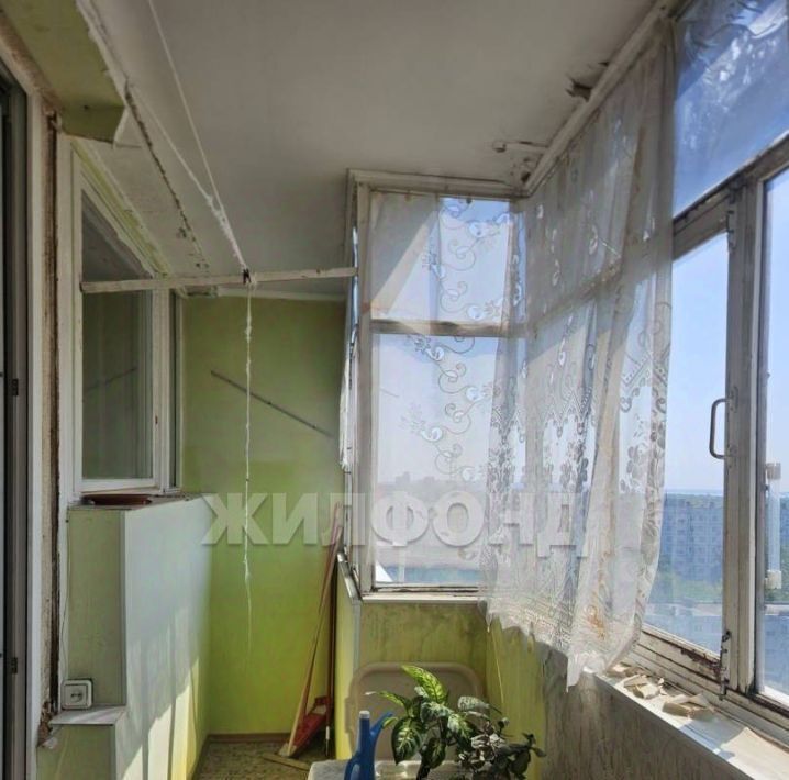 квартира г Тольятти р-н Автозаводский ул Дзержинского 77 фото 15