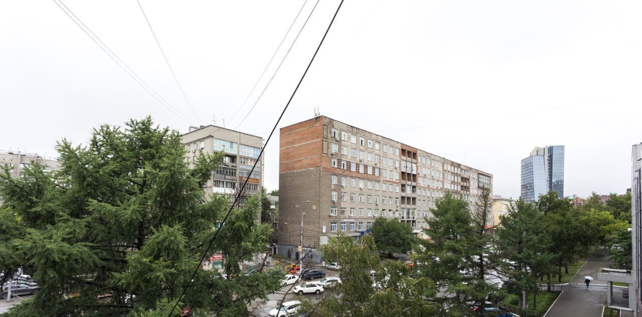 квартира г Новосибирск р-н Железнодорожный пр-кт Димитрова 12 Площадь Ленина фото 18