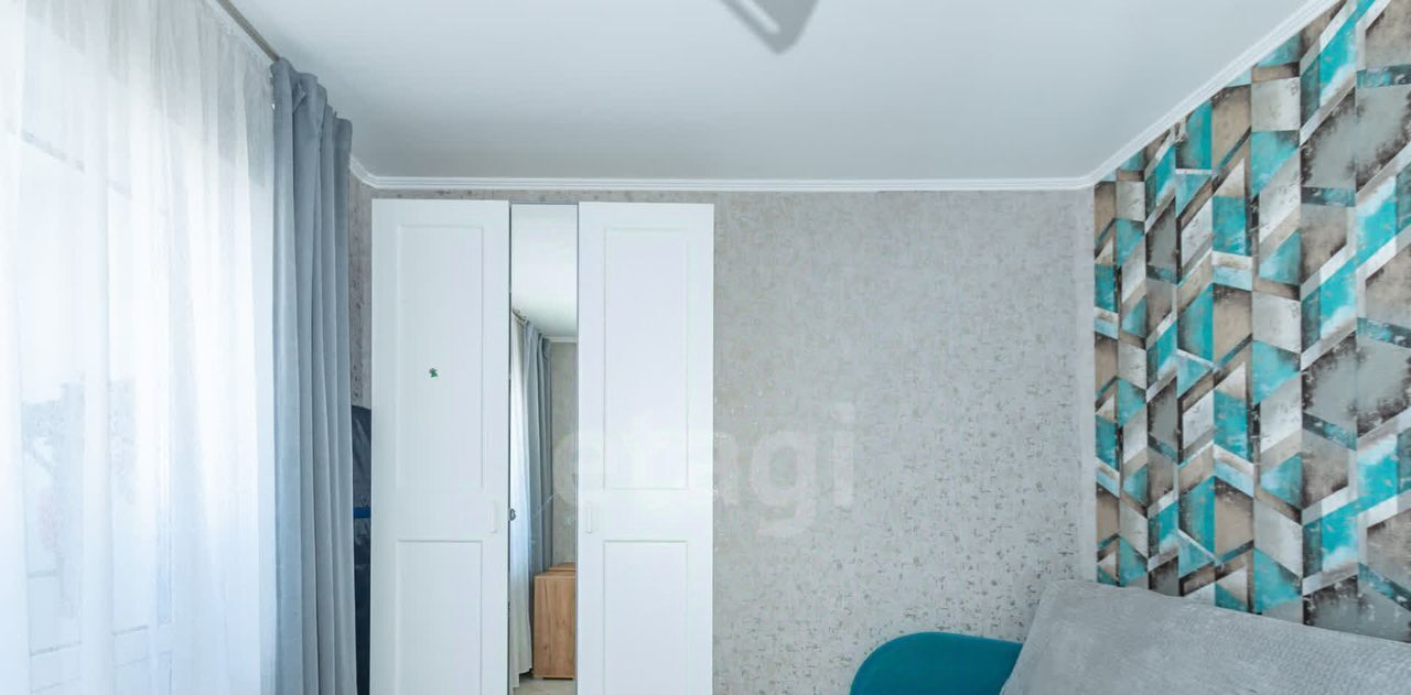 квартира г Омск р-н Центральный ул Завертяева 18/5 фото 9