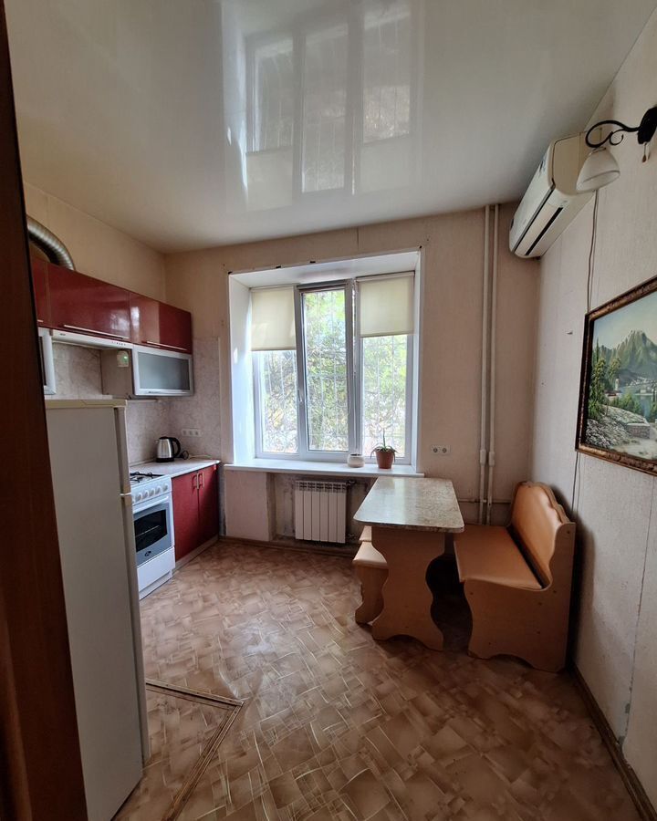квартира г Волгоград р-н Краснооктябрьский ул им. Германа Титова 24 фото 2