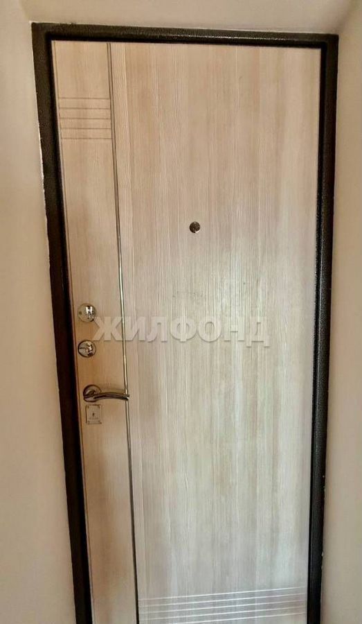 квартира г Тольятти р-н Автозаводский 19 квартал ул Автостроителей 7 фото 13