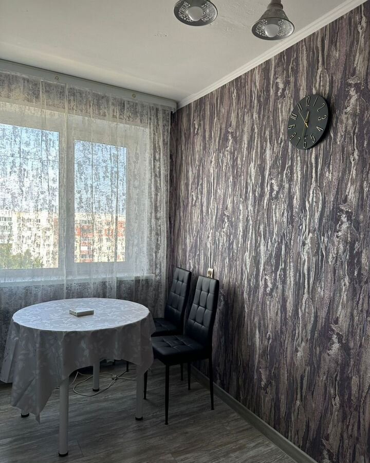 квартира г Тобольск мкр-н 7А, 14А фото 8