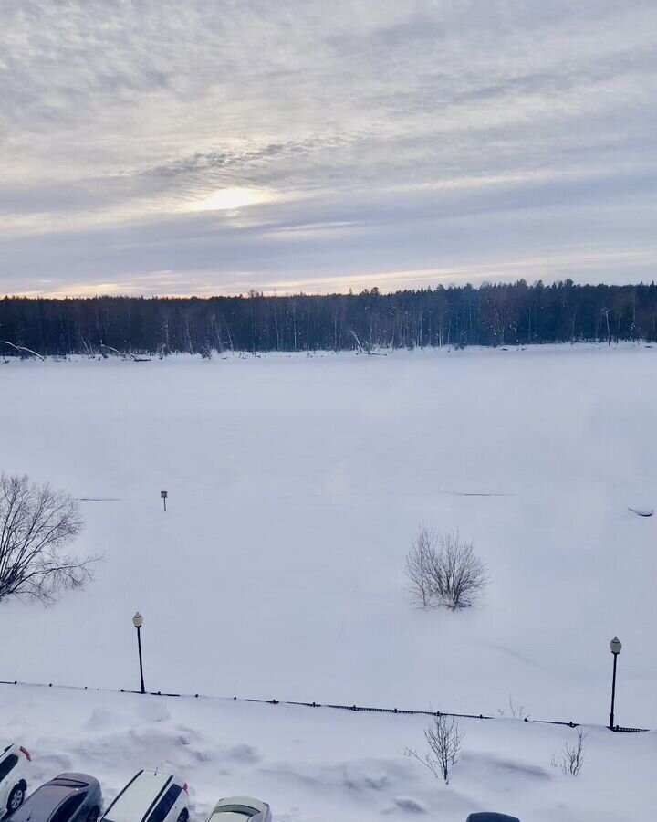 квартира г Белоярский ул Набережная 19 Тюменская обл., Белоярский фото 2
