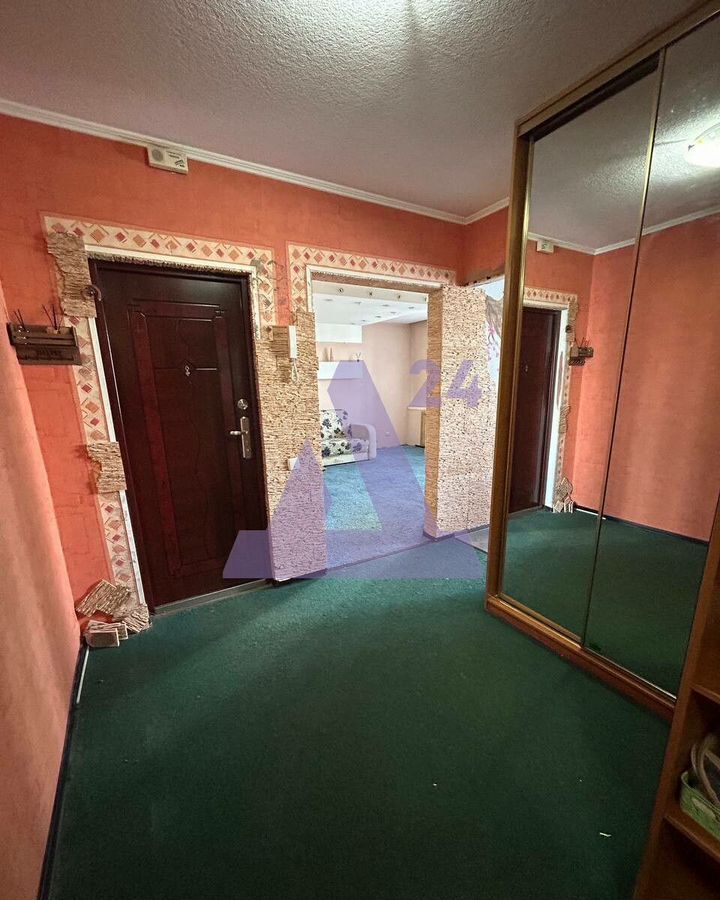 квартира г Барнаул р-н Индустриальный ул Шумакова 33 фото 4