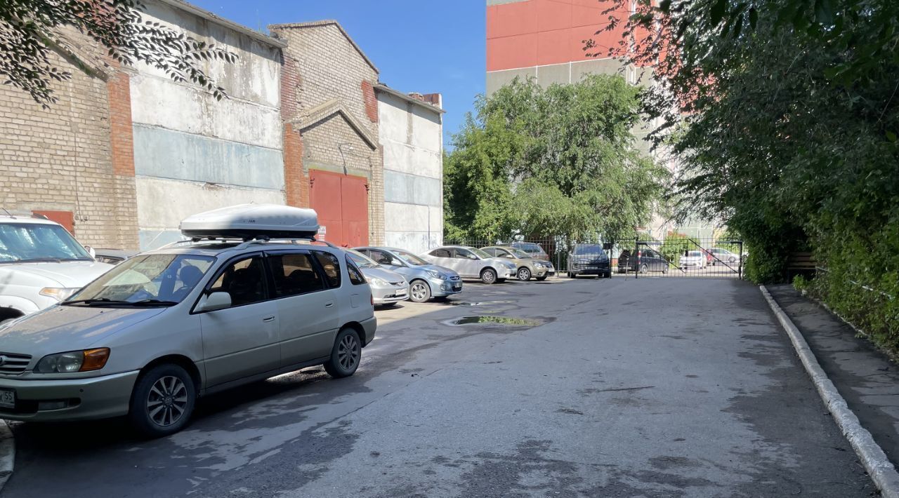 квартира г Омск р-н Центральный ул Арнольда Нейбута 10 Центральный АО фото 10