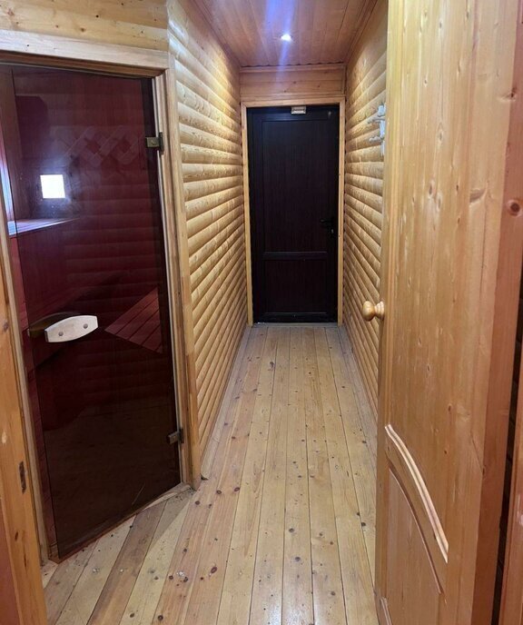 торговое помещение г Саратов р-н Волжский наб Космонавтов 1 фото 3