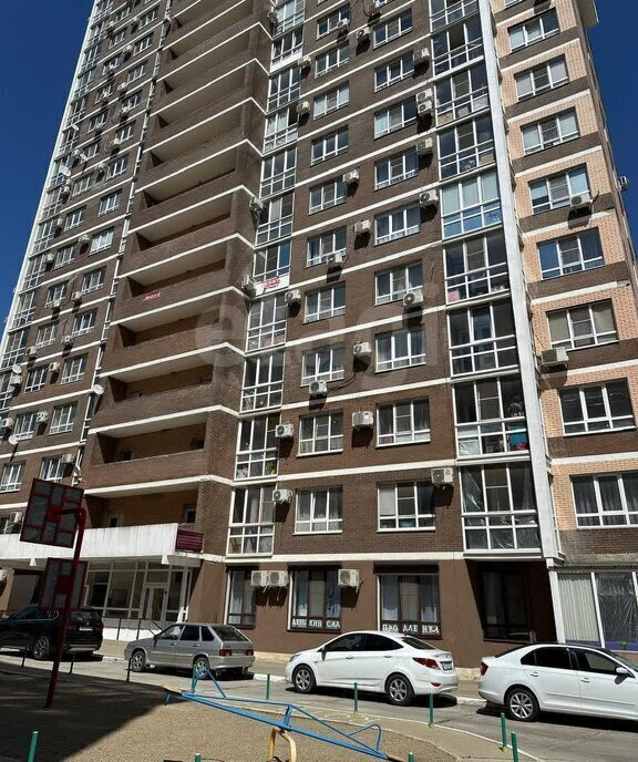 квартира г Краснодар р-н Прикубанский ул 1-го Мая 91а фото 16