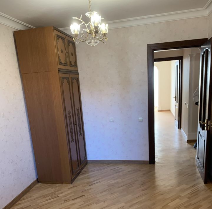 квартира г Владикавказ р-н Северо-Западный ул Калинина 64 фото 13