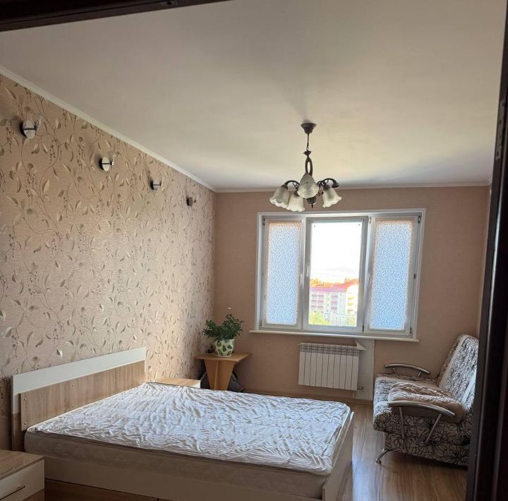 квартира г Сургут ул Ивана Захарова 2/1 квартал 30Б фото 8
