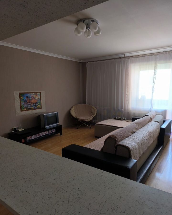 квартира г Тольятти р-н Автозаводский 16 квартал ул Дзержинского 18а фото 6