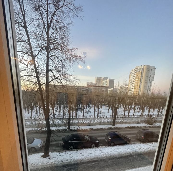 комната г Екатеринбург р-н Орджоникидзевский ул Баумана 30б Проспект Космонавтов фото 5
