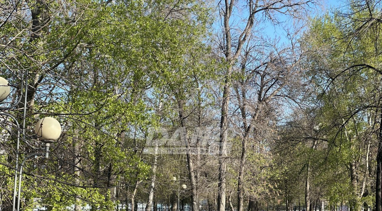 квартира г Челябинск р-н Центральный ул Труда 157а фото 18