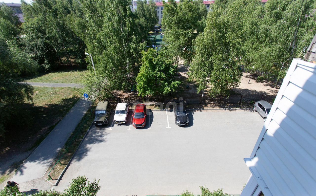 квартира г Тобольск 4-й мкр-н, 7 фото 16