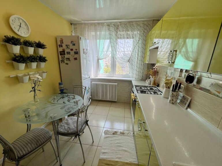 квартира г Курск р-н Центральный ул Косухина 38 фото 2