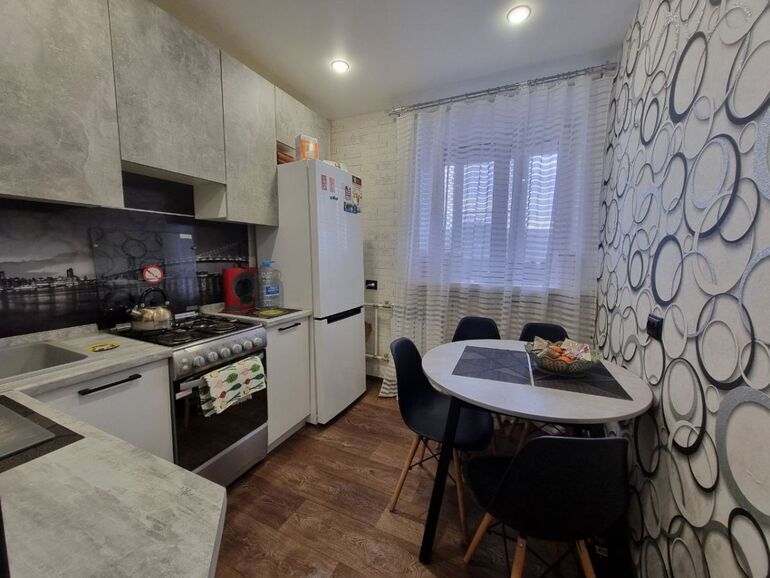 квартира г Курск р-н Центральный ул Семеновская 80 фото 2