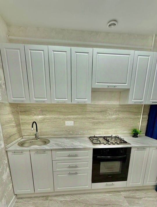 квартира г Омск р-н Кировский ул Дианова 7б фото 16