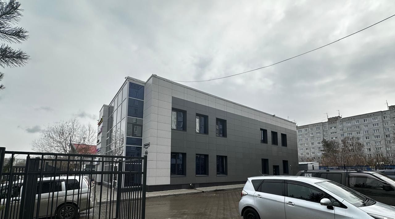 офис г Омск р-н Кировский ул Дианова 15а Кировский АО фото 2