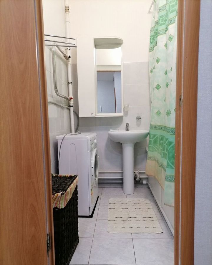 квартира г Тобольск мкр-н 7А, 27 фото 12