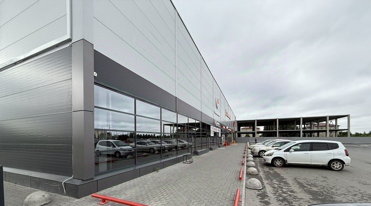 торговое помещение г Омск р-н Центральный ул 21-я Амурская 38 Центральный АО фото 1