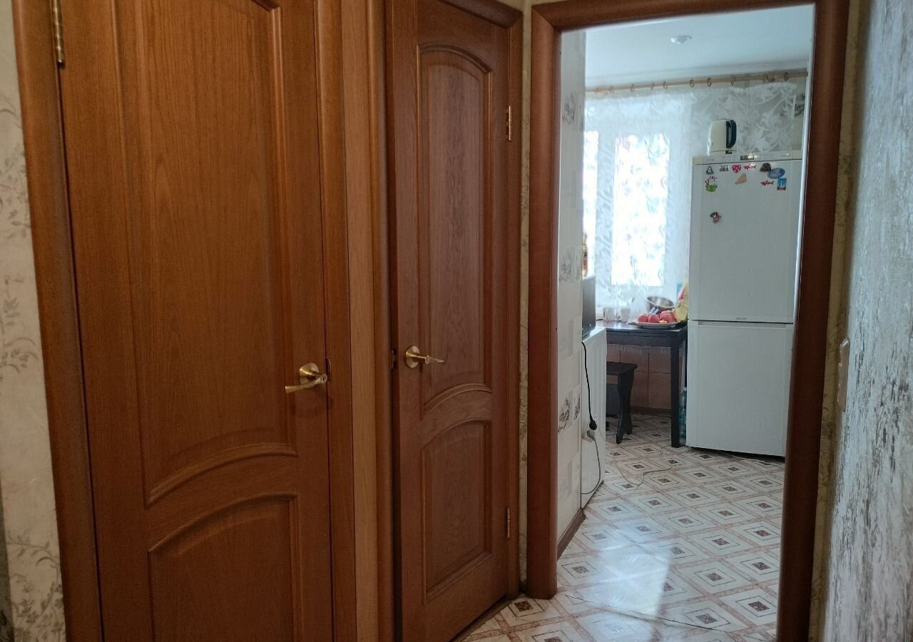 квартира г Прокопьевск р-н Зенковский ул Черных 18а фото 2