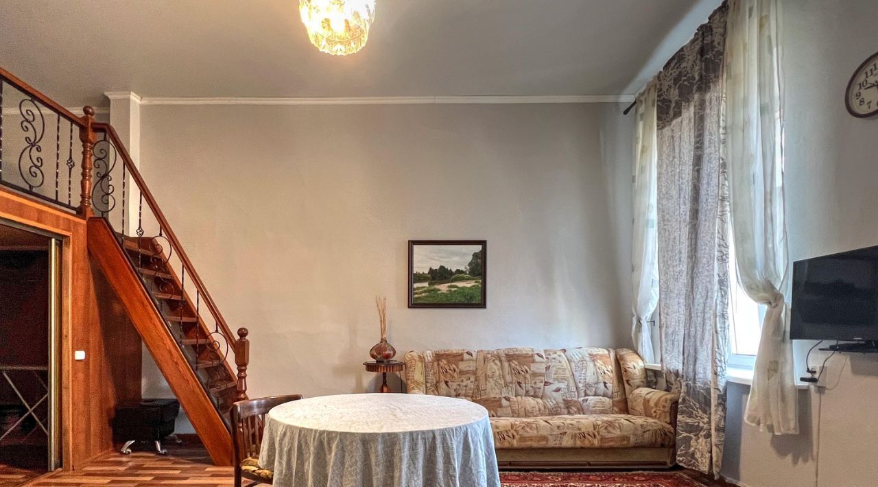 квартира г Саратов р-н Волжский ул им Кутякова И.С. 16 фото 3