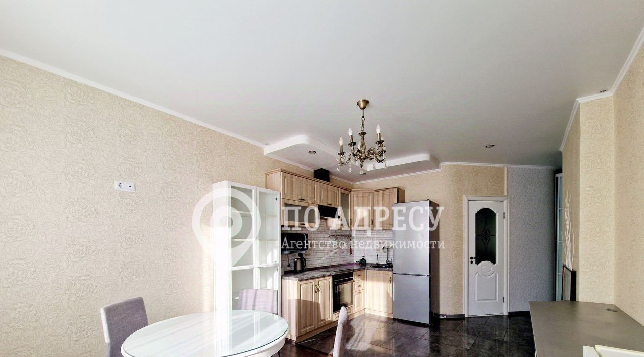 квартира г Саратов р-н Заводской ул. Имени Г. К. Орджоникидзе, 44 фото 5