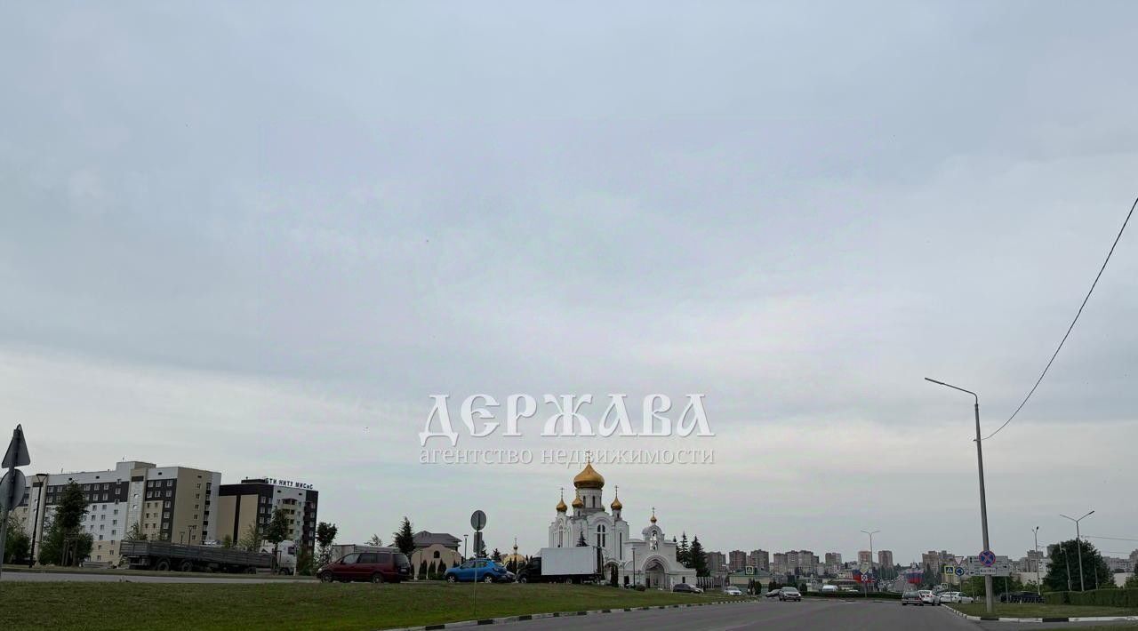 квартира г Старый Оскол Лесной микрорайон фото 22