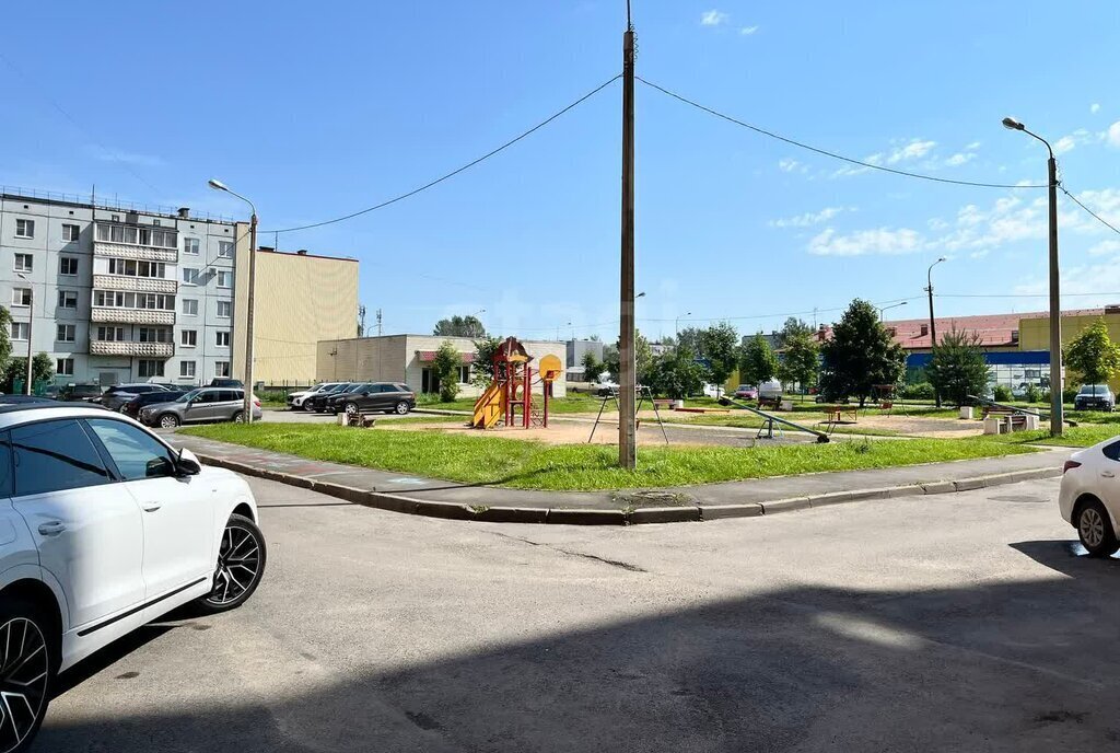квартира р-н Киришский г Кириши ул Нефтехимиков 24а Киришское городское поселение фото 10