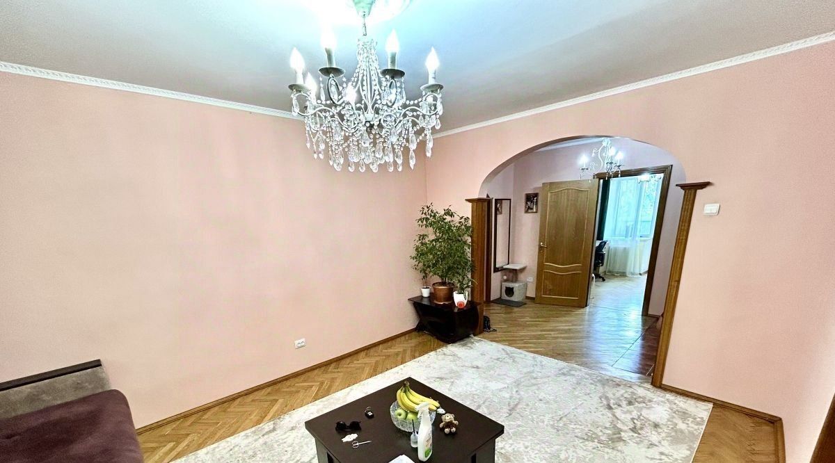 квартира г Курск р-н Центральный ул Институтская 46 фото 1