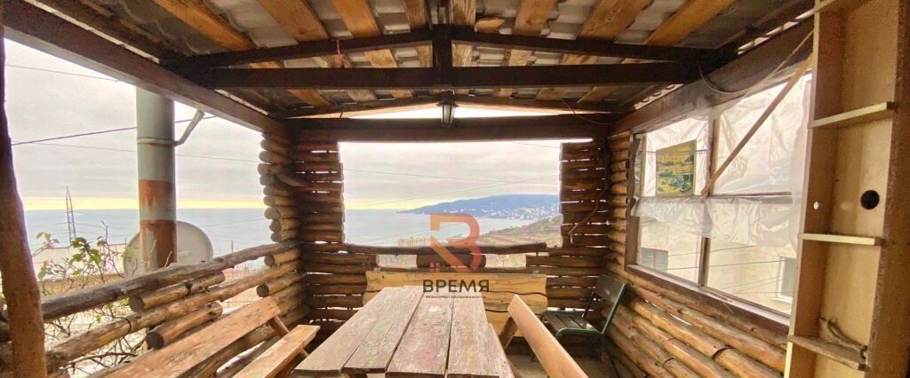 дом г Ялта пгт Никита ул Красных роз фото 28
